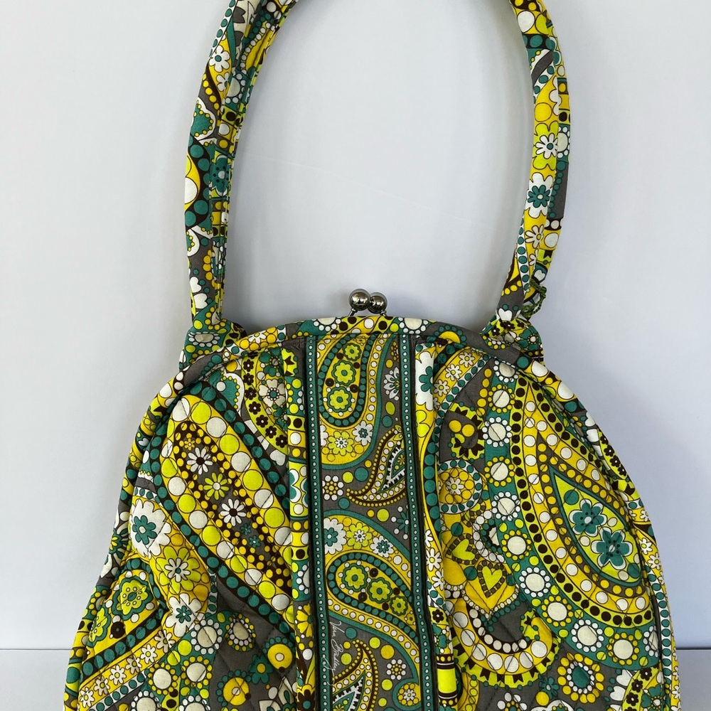 Vera Bradley Eloise Lemon Parfait. Yellow and Green Paisley Quilted Shoulder Bag - Picture 3 of 10
